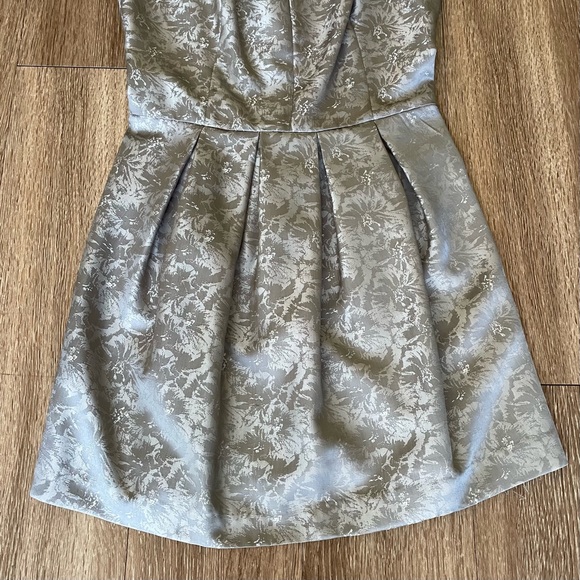 Eric + Lani Silver Metallic Jacquard Mini Dress Fit and Flare Cocktail Dress XS - Picture 13 of 16